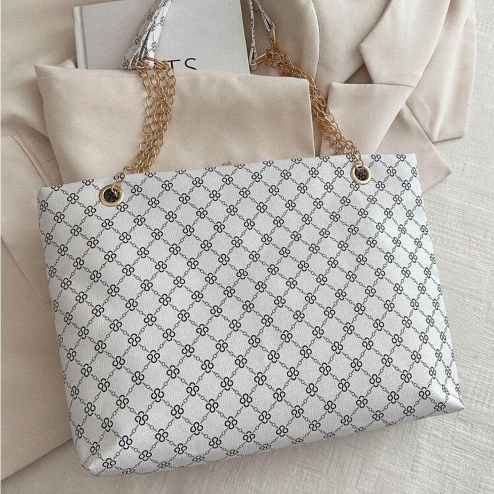 ⚠️Clearance Chain Shoulder Tote Bag Elegant White Patterned Bag with Gold Chain - Picture 9 of 11